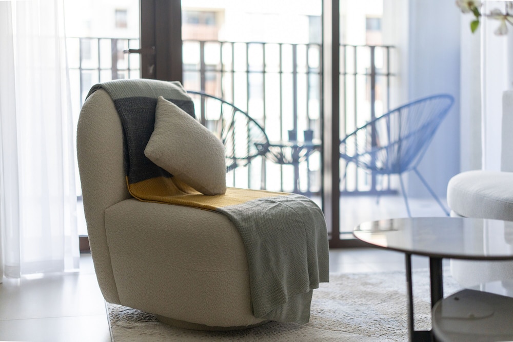 Maison Privee - Serene Hideaway w/ Top Facilities in Creek Beach