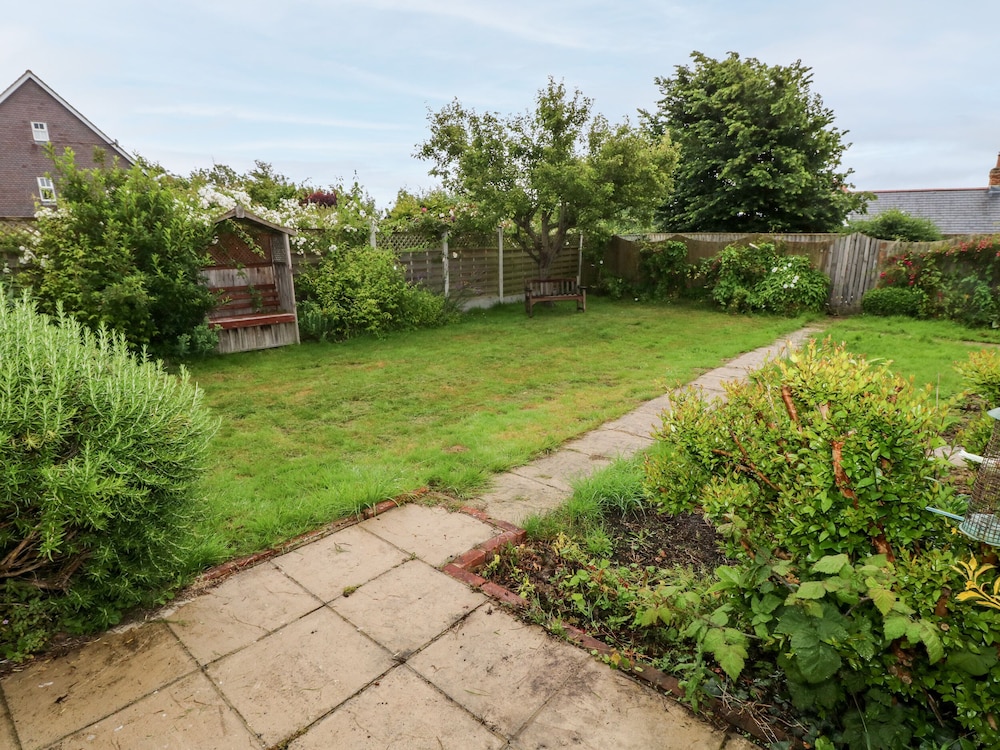 6 Heytesbury Road