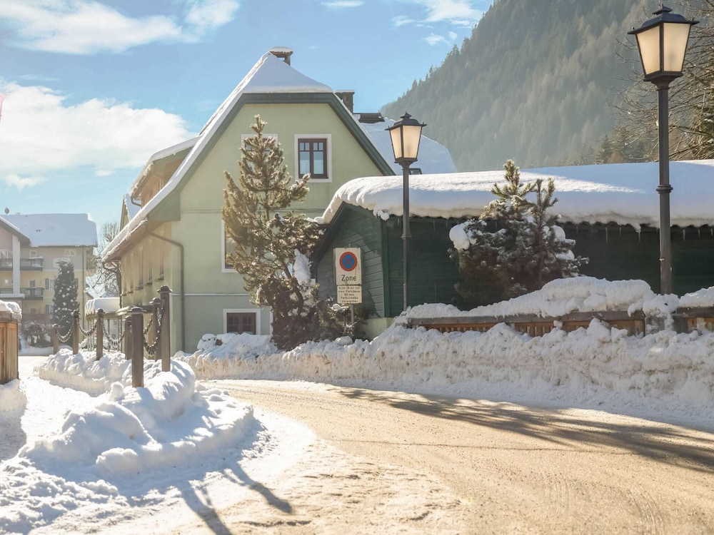 Apartment Feld am See Near Ski Slopes