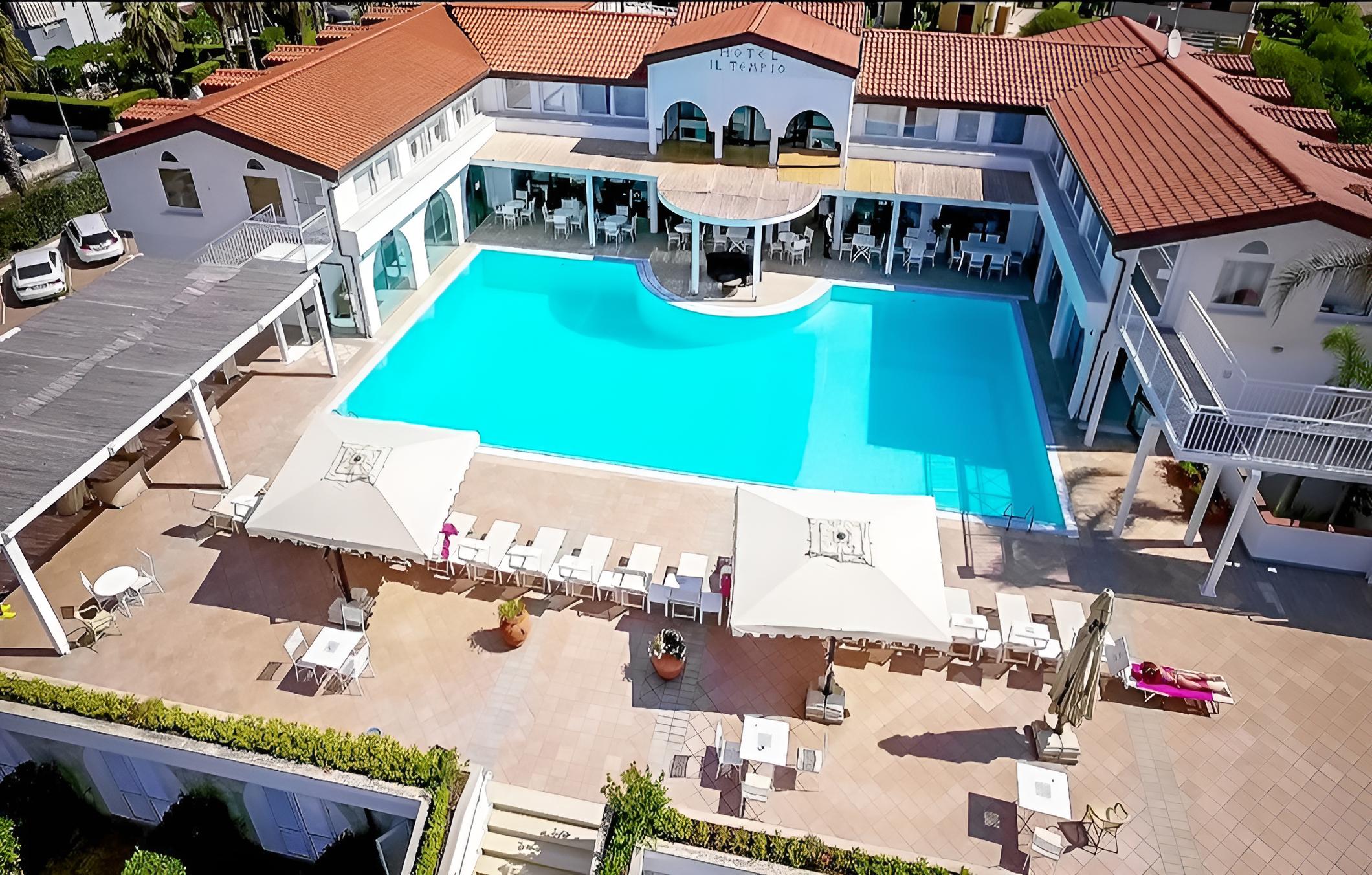 DONNARUMMA HOTEL