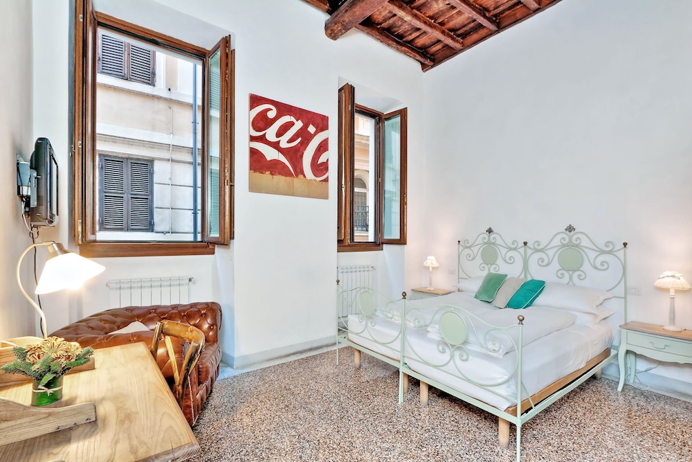 PALAZZO OLIVIA - RESIDENZA LEUTARI