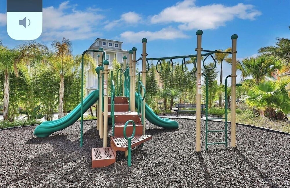 Turquoise Breeze Close to Disney - Image 5