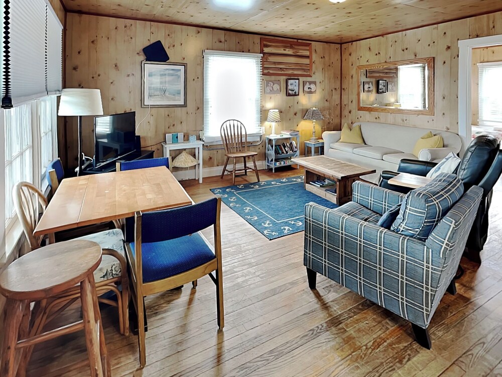 703 By The Sea by Topsail Realty