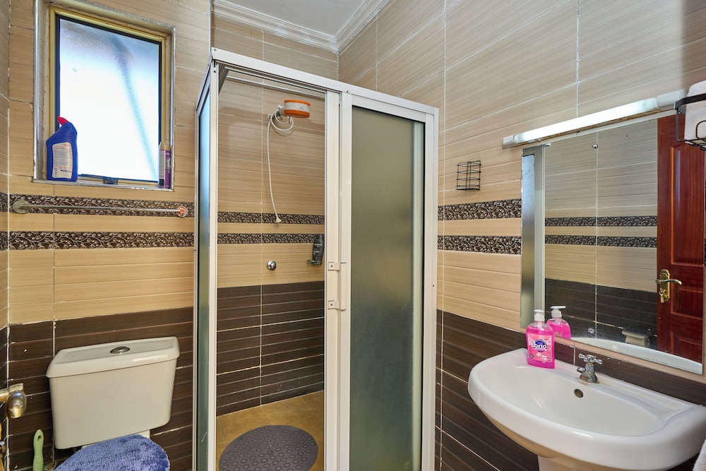 Luxore Apartments