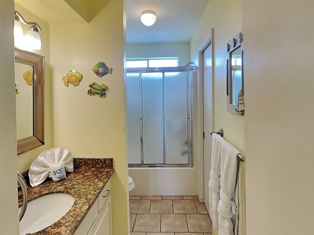 Whispering Sands Beachfront by Ryson Vacation Rentals
