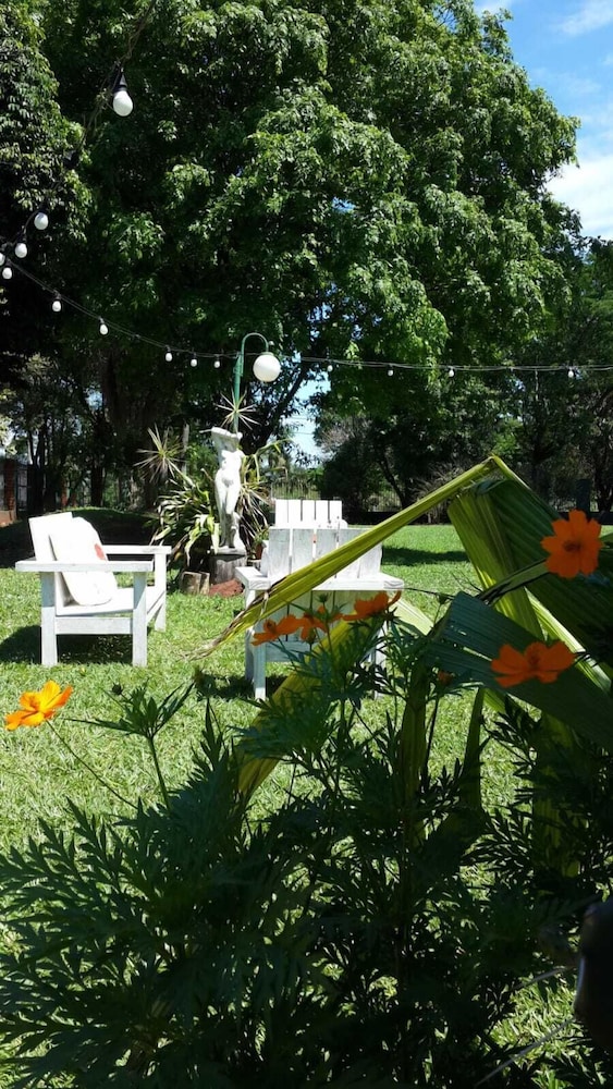 Casa Folks Bed and Breakfast