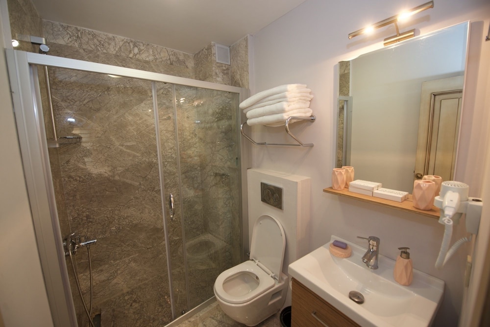 Galatolia Suites - Image 111