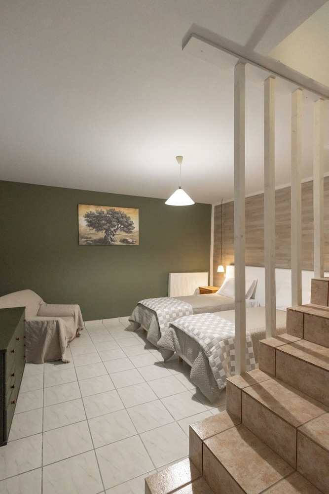 Villa Aristotle