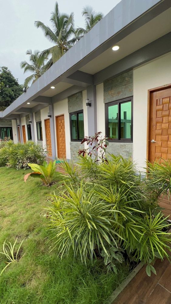 Lalies Inn