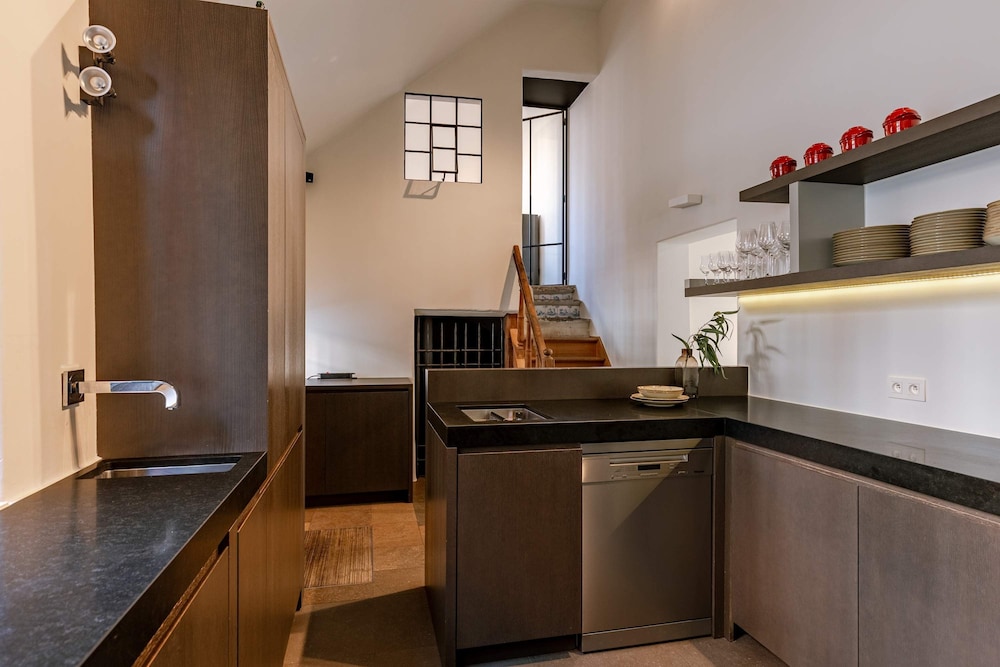 Huswell - Architect gem in the Heart of Ghent