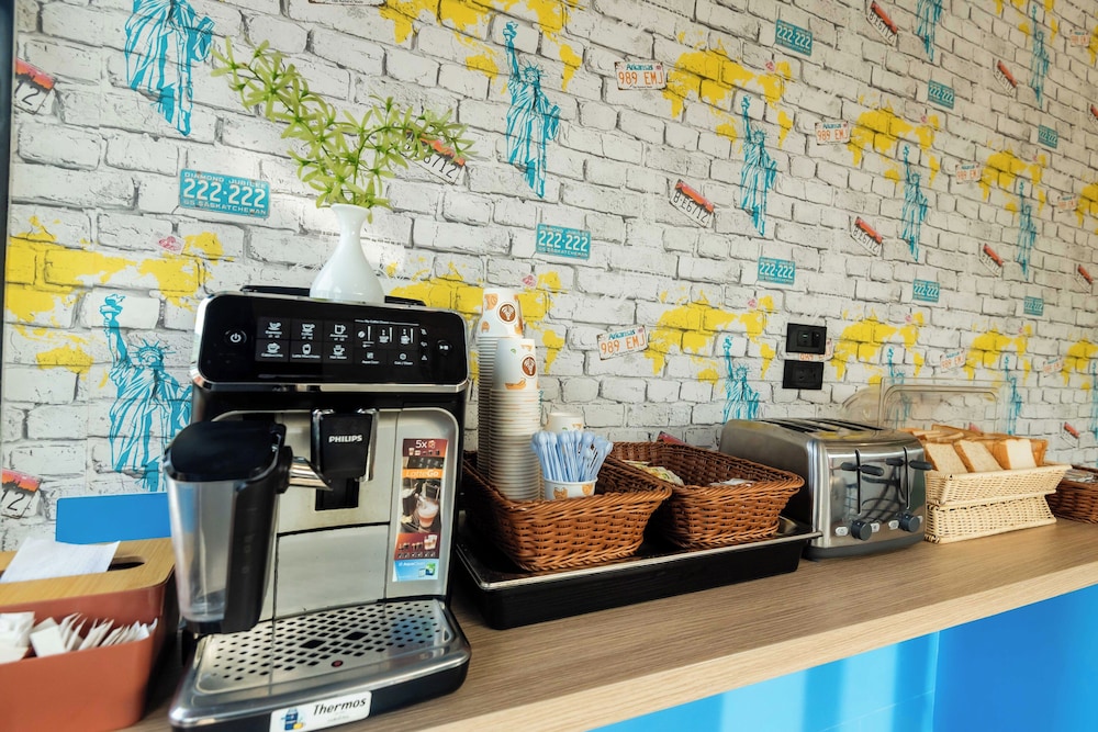 Kewalin Hostel