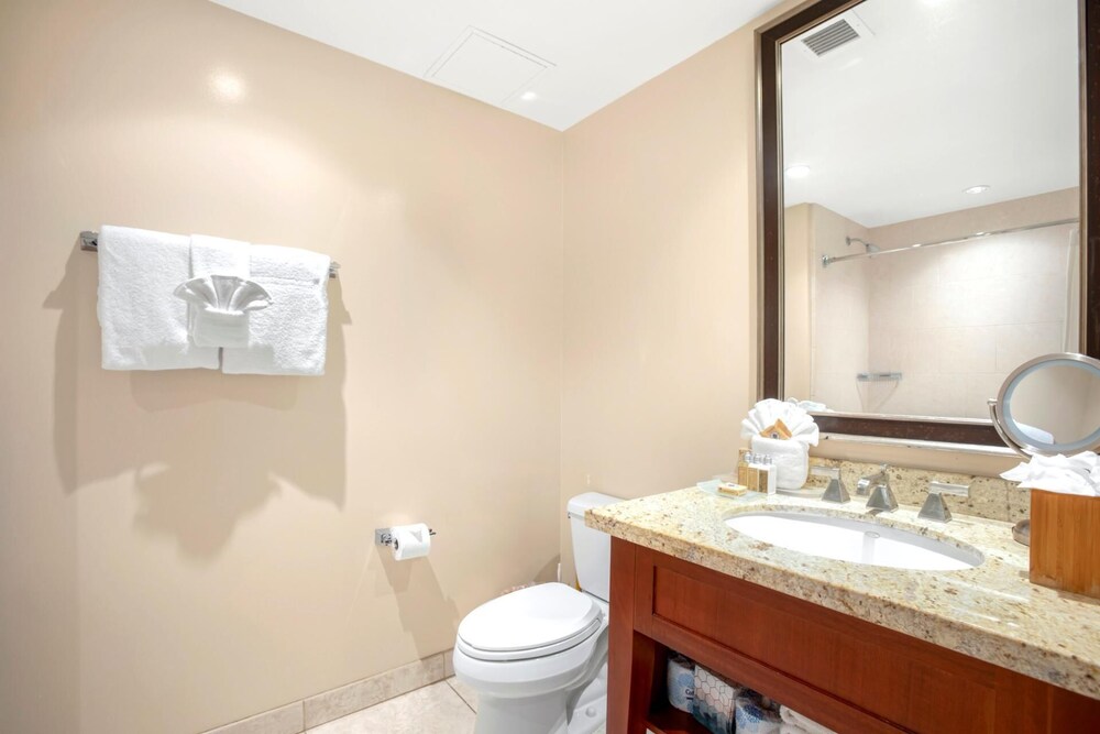 Honua Kai Hokulani 3 Free Rental Cars KBM Resorts Large Floorplan 3 Units, 4 Bedrooms Ml-1835
