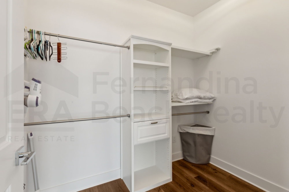 1088 S. Fletcher Ave 5 Bedroom Home