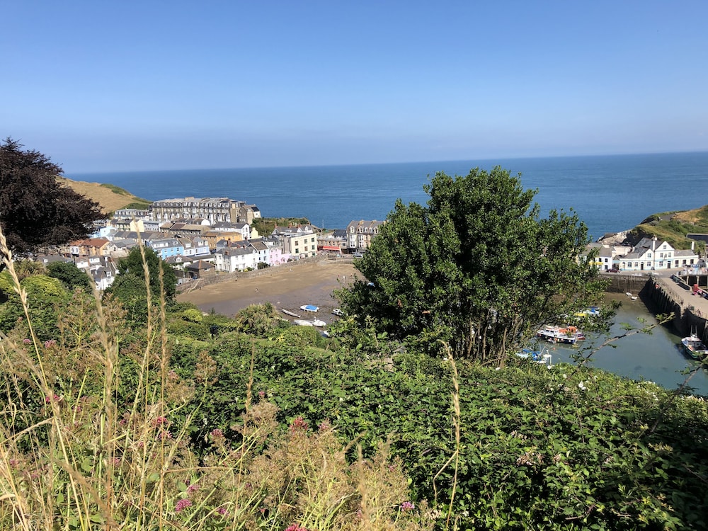 10 Oceanside view 4