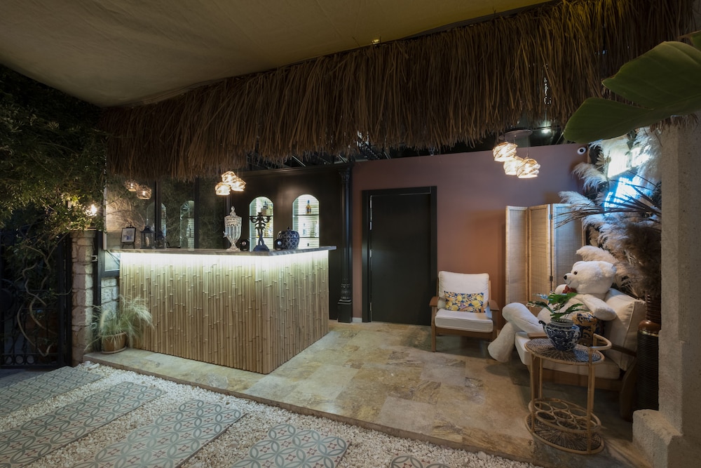 Mono Life Alacati - Image 18