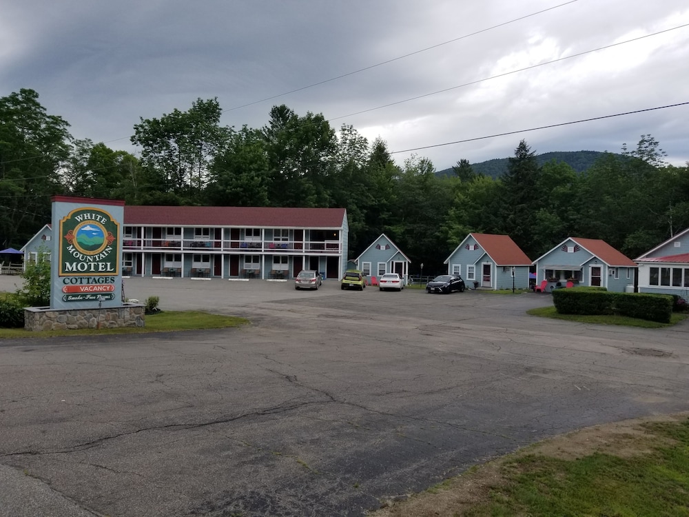 White Mountain Motel And Cottages