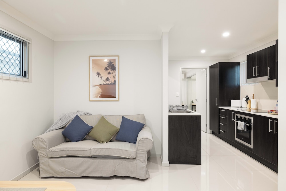 Smart Suites Self Check-in Apartments - 31 Freney