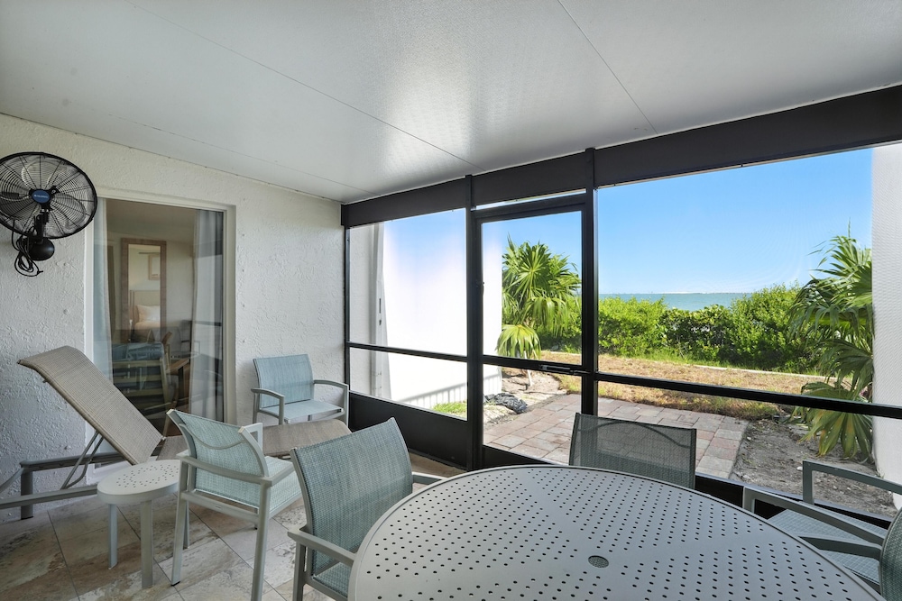 Lighthouse Resort and Club
