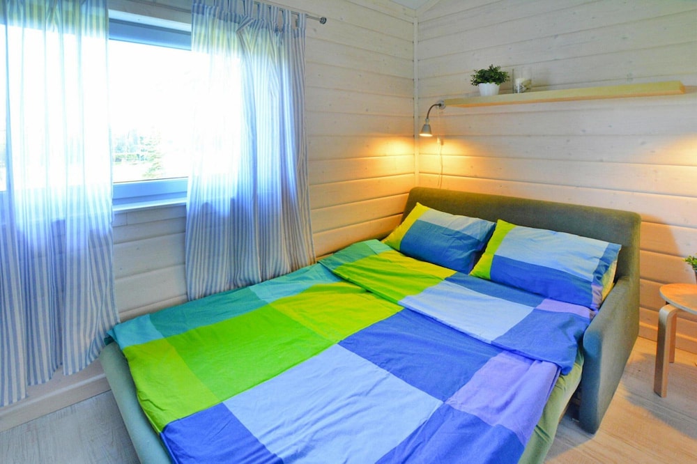 Large Holiday Home With Private Garden