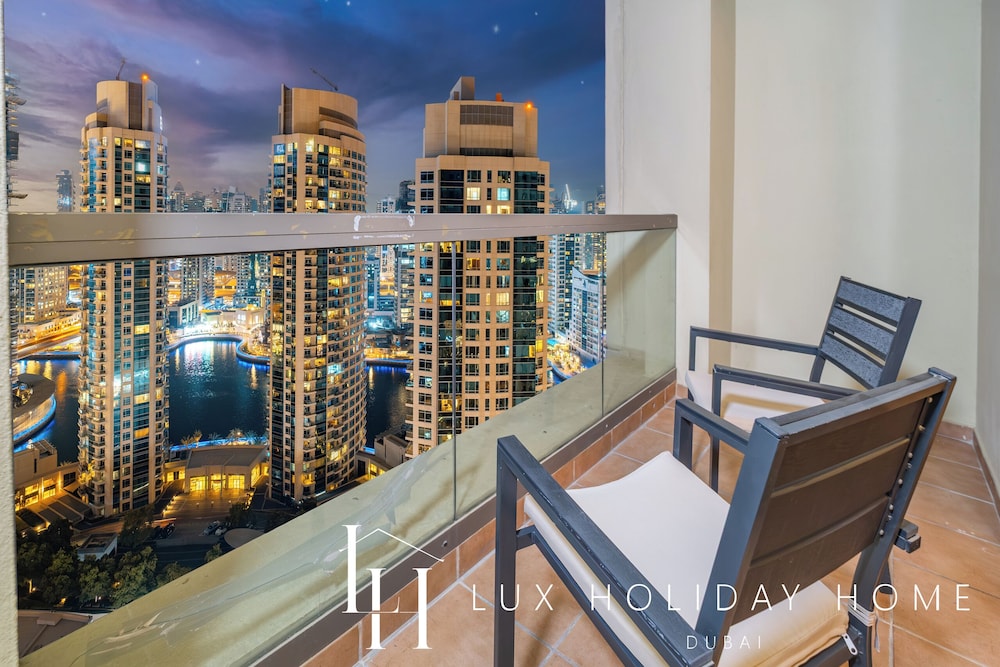 LUX The JBR Central Suite