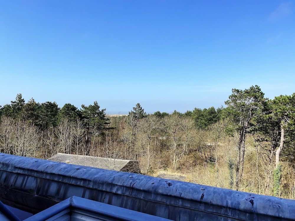 Unique Studio on Large Estate With sea View view 2