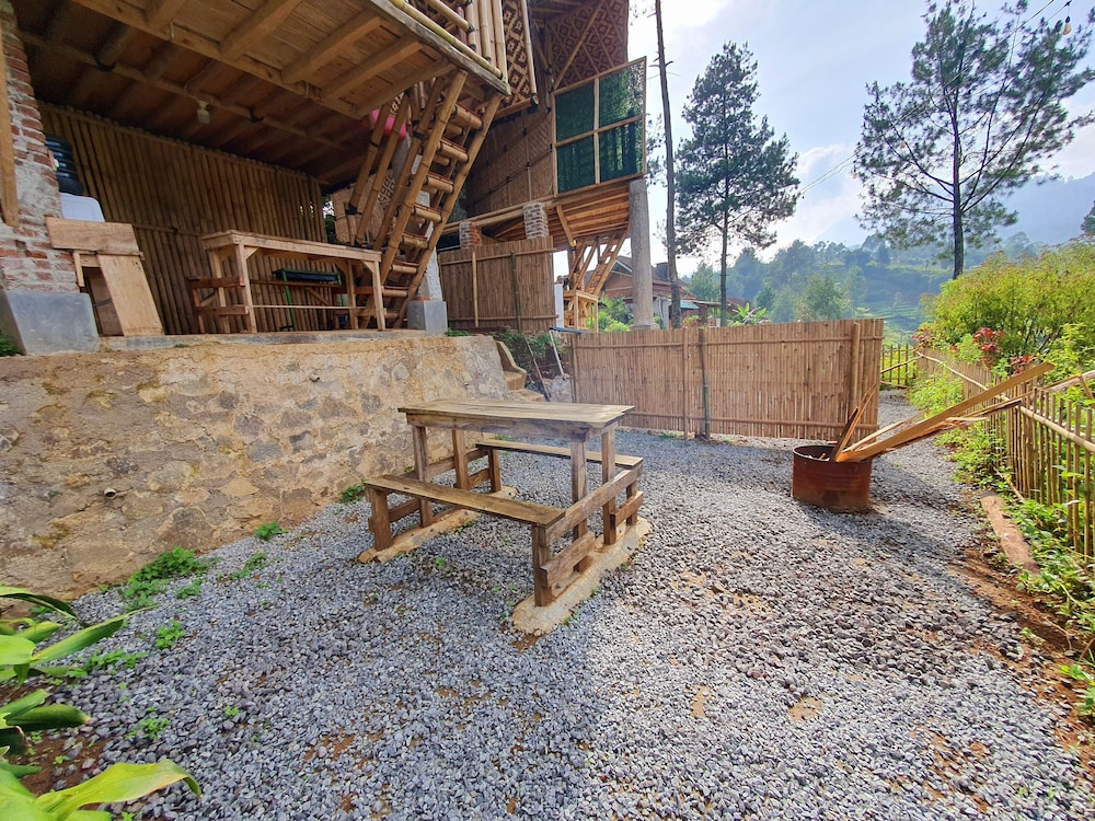 Glamping Ciwidey Argapuri view 5