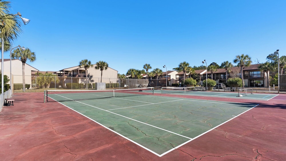 Portside Resort D1: Gulf Retreat With Pools, Beach & Family Adventures!