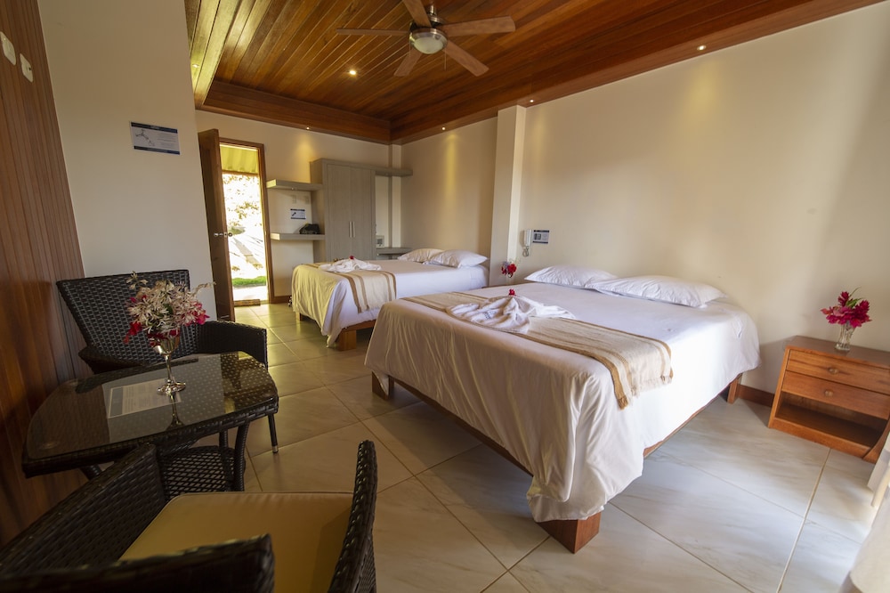 Sumaj Lagoon Lodge