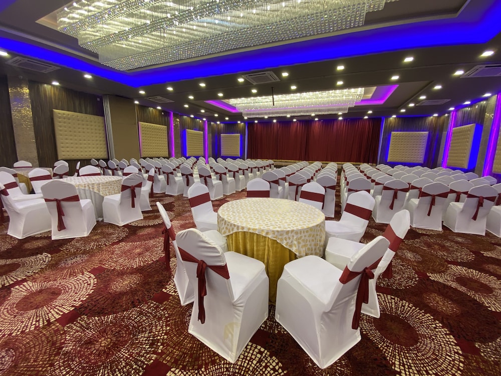 meeting & event spaces