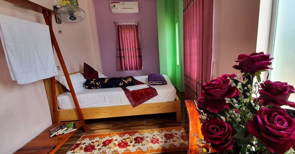 Queen Ponaland Homestay