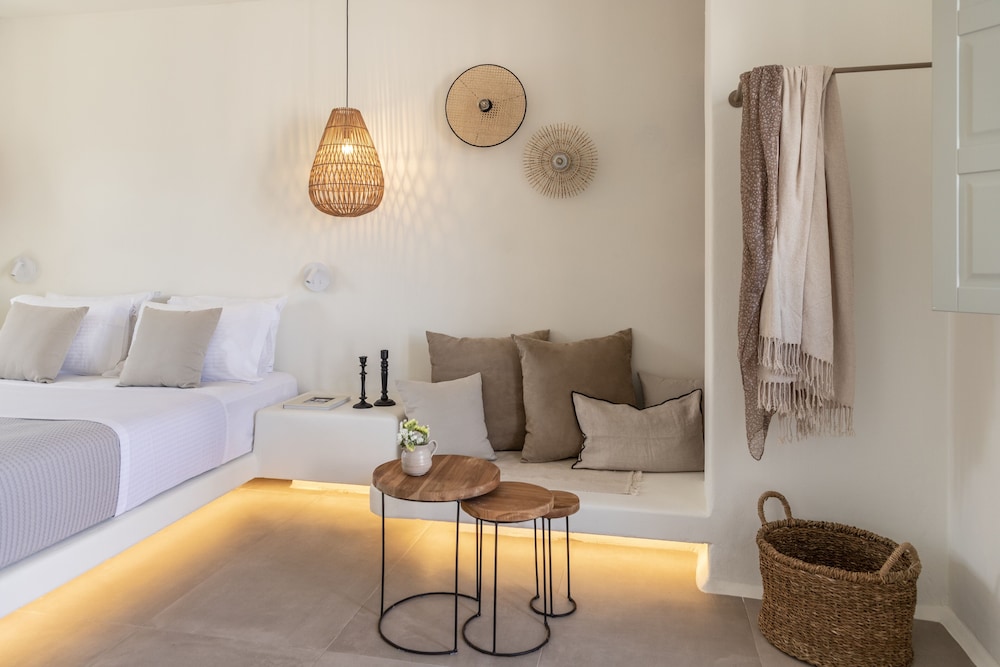 Frescoes Luxury Suites view 3
