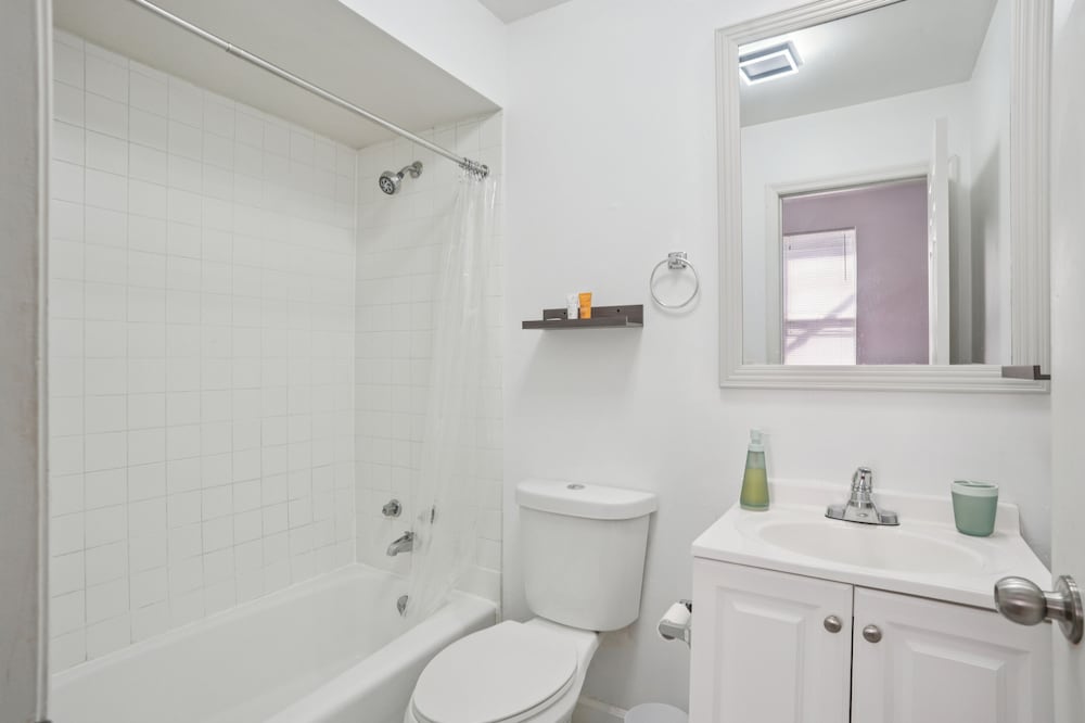 Charming Soulard Retreat With Historic Character 1 Bedroom Apts
