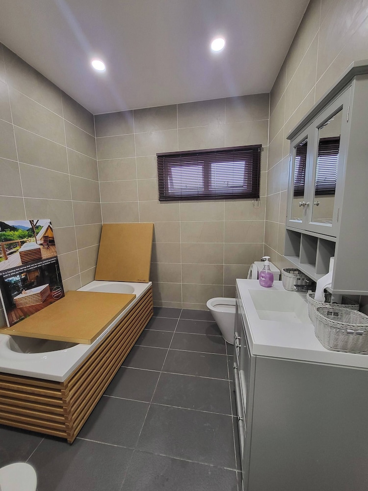 Luxury Tropical Bungalow in Damansara Golden Core