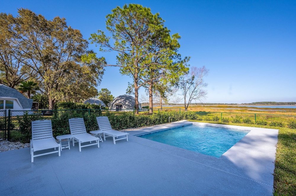 Orlando Vacations - Sumner Lake House 2 Bedrooms - Property Image 22
