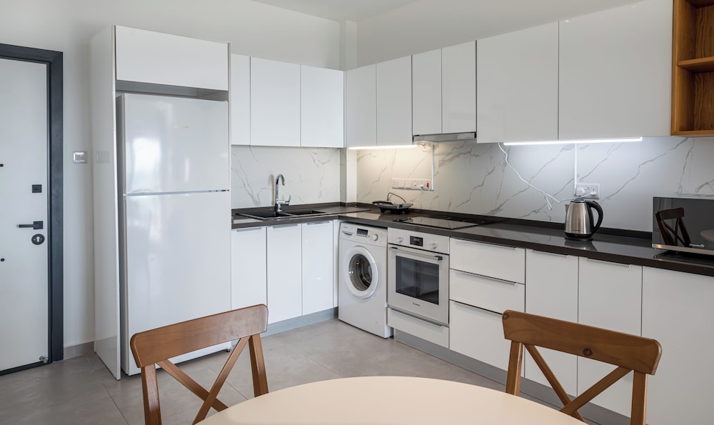 Caesar Blue Seaside Luxury Apartments