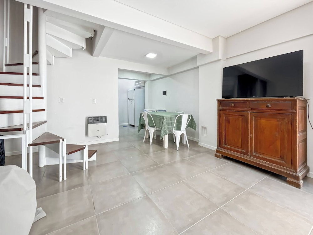 Ayres Duplex Suites Nuñez Cochera