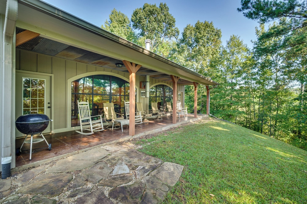 Oxford Vacations - 'river Bend Lodge' Heflin Home in the Woods! - Property Image 1