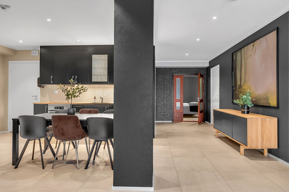 Photo 33