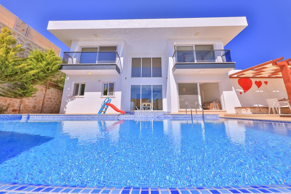 Nergiz Villas
