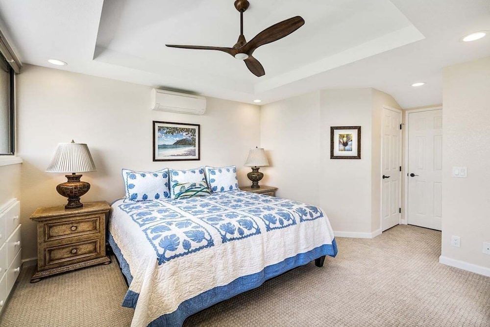 Ocean and Golf Course Views - Top Floor -vrkcv