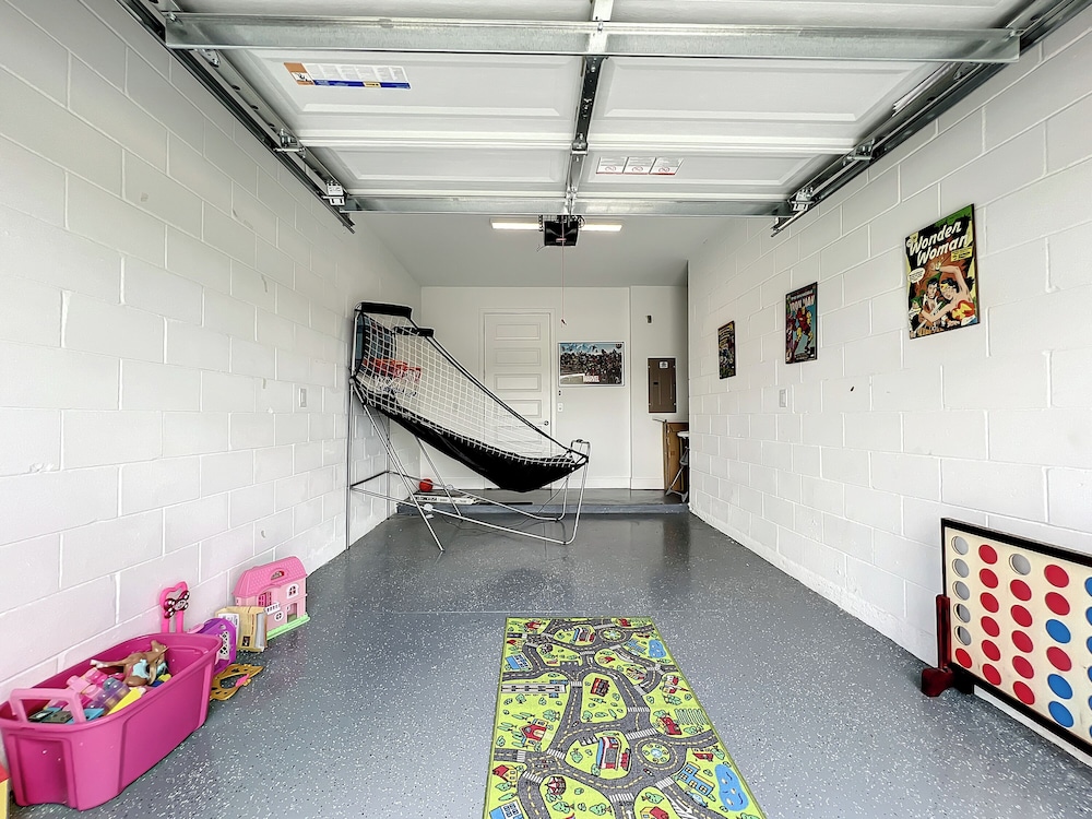 Reunion Swanky - Image 4