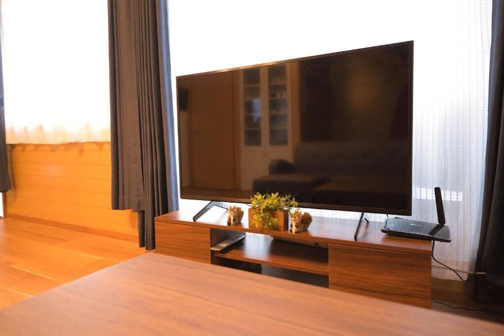 LAKE TOYA PREMIUM CABIN
