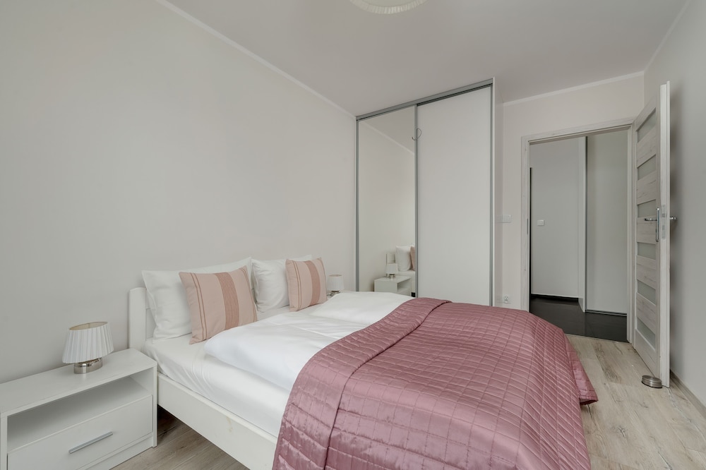 Apartment Near the River by Renters