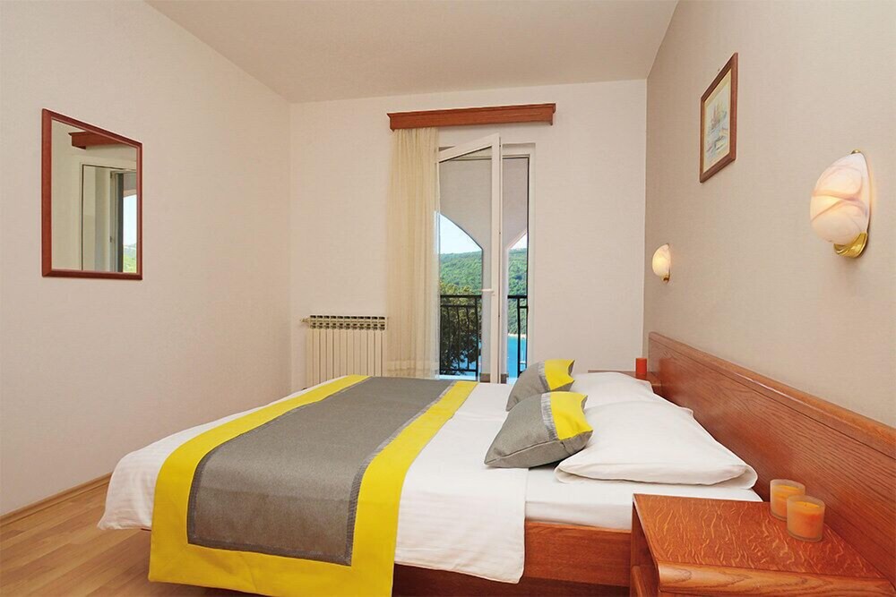 House Adrijana