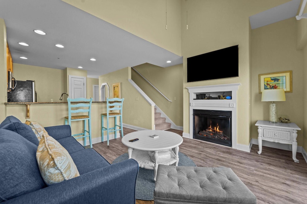 Cambridge Cove by KEES Vacations
