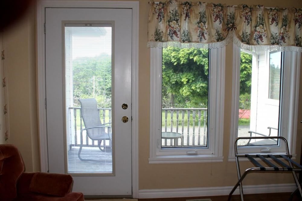 Mackenzie House B&B by Elevate Rooms
