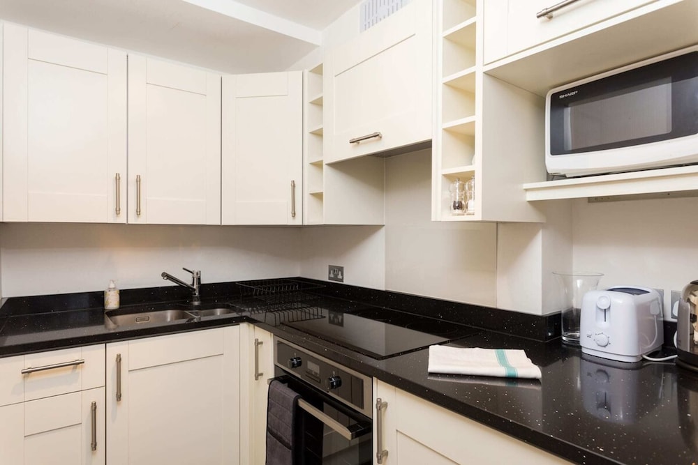 1 Bedroom Flat in South Kensington