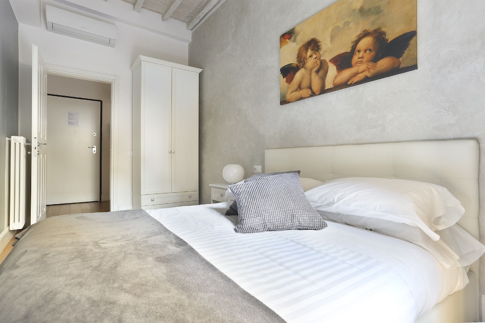 Ginori Apartment