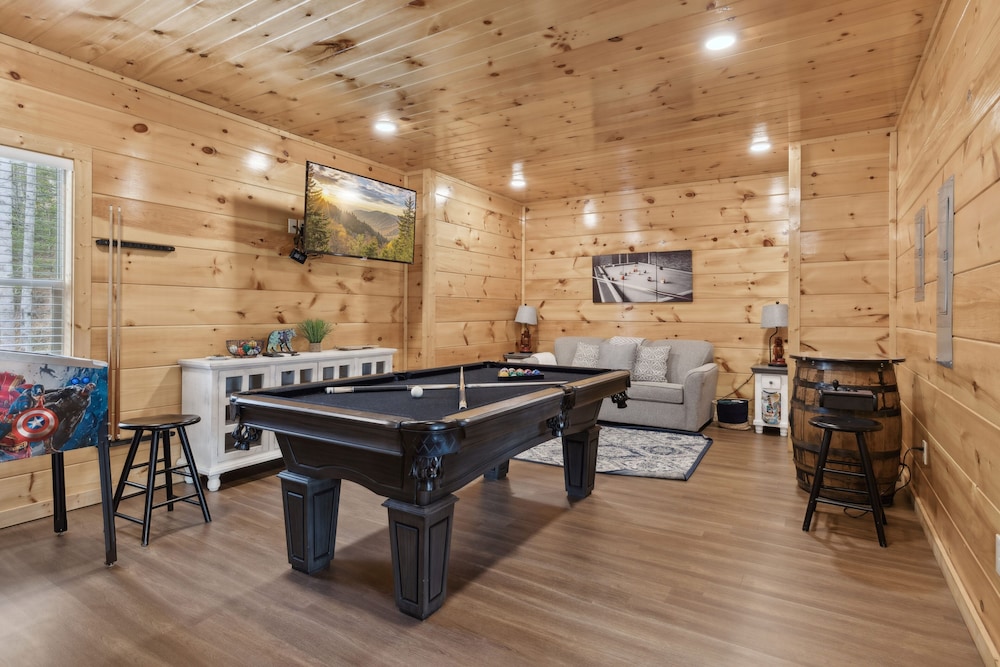 Big Bear Splash 2 Bedroom Cabin