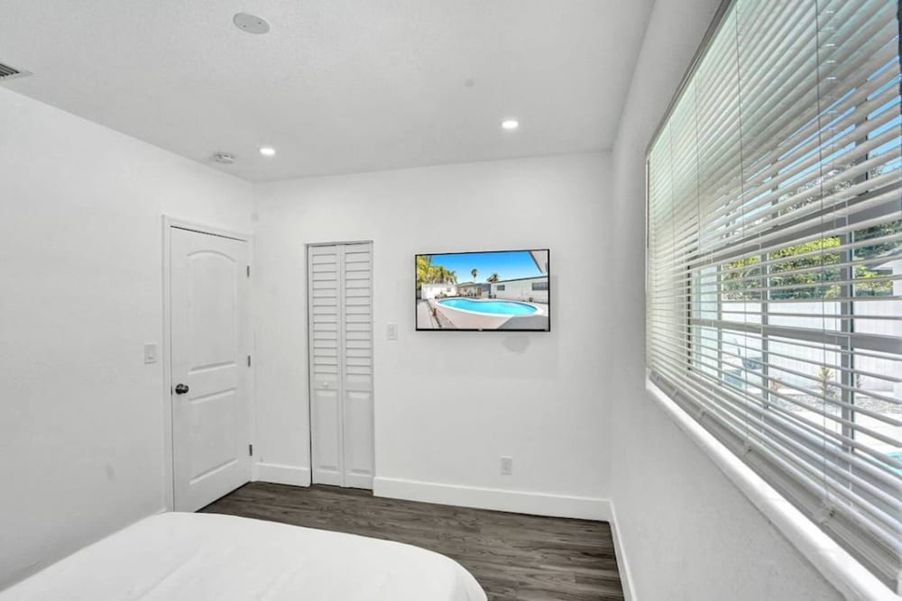 Spacious Home With Heated Pool